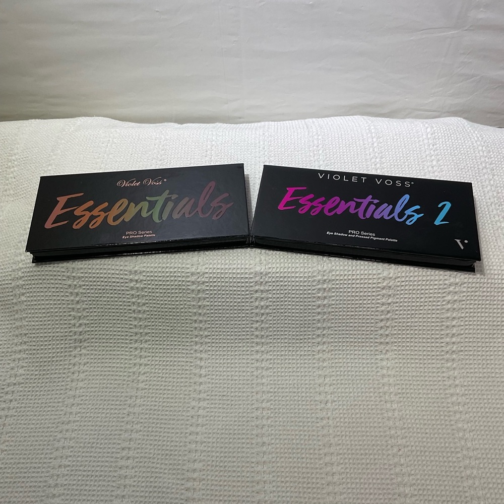 Lot of 2–Violet Voss Essentials &‎ Violet Voss Essentials 2 eyeshadow palettes